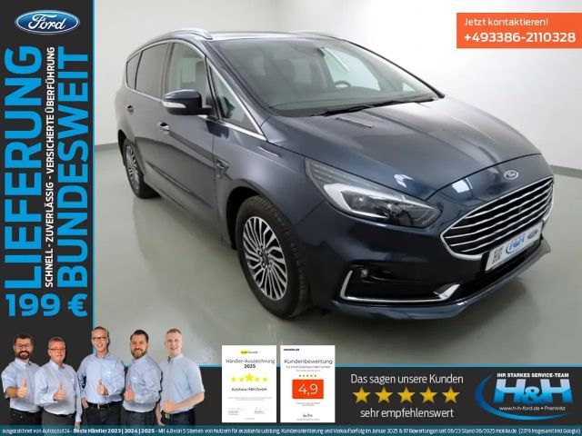 Ford S-Max Titanium