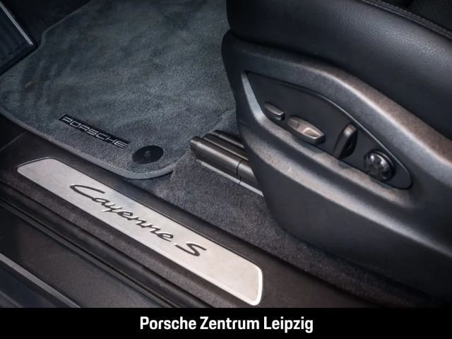 Porsche Cayenne S