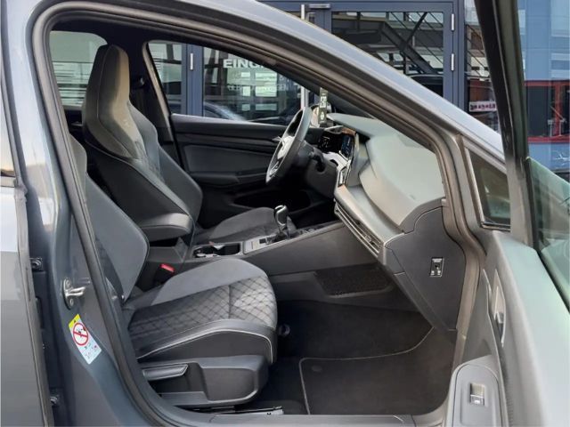 Volkswagen Golf 1.5 TSI R-Line