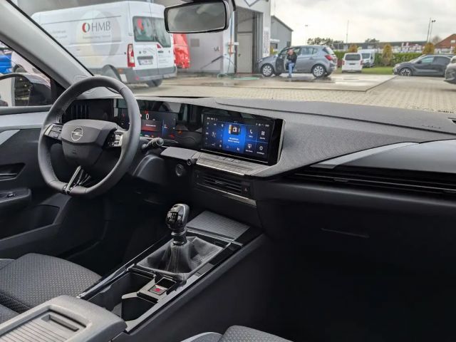 Opel Astra 1.2 Turbo Enjoy Sports Tourer Turbo