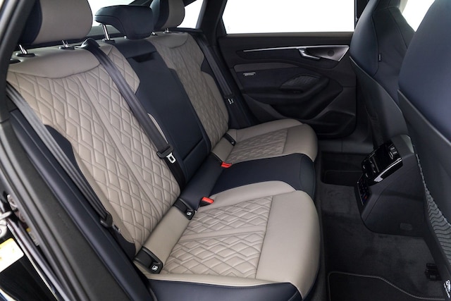 Audi A6 e-tron Quattro