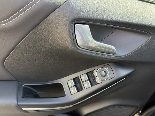 Ford Puma EcoBoost Titanium