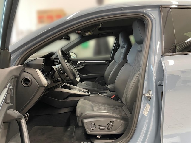 Audi RS3 Quattro S-Tronic Sedan