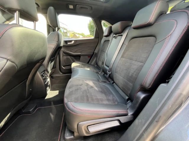 Ford Kuga Plug in Hybrid ST Line X