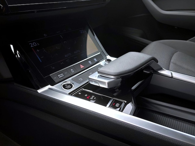 Audi Q8 e-tron 50 Quattro S-Line