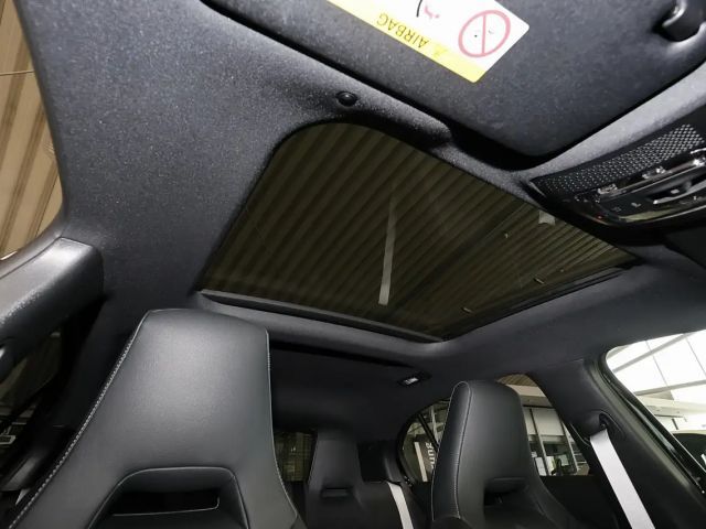 Mercedes-Benz A 200 AMG Line