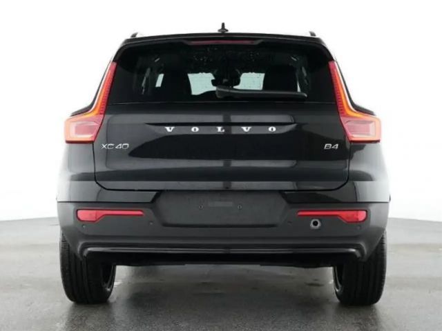 Volvo XC40 Dark Plus