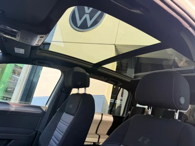 Volkswagen Touran DSG R-Line