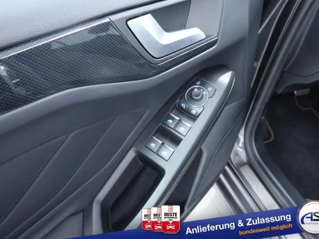 Ford Focus ST Line Wagon