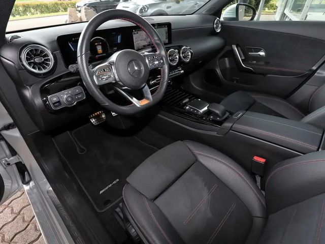 Mercedes-Benz A 35 AMG 4MATIC AMG Line