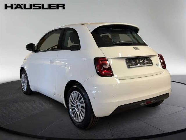 Fiat 500e Neuer 500 Kamera PDC Klimaautomatik Sitzheizung