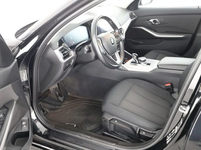 BMW 320 320d Touring xDrive