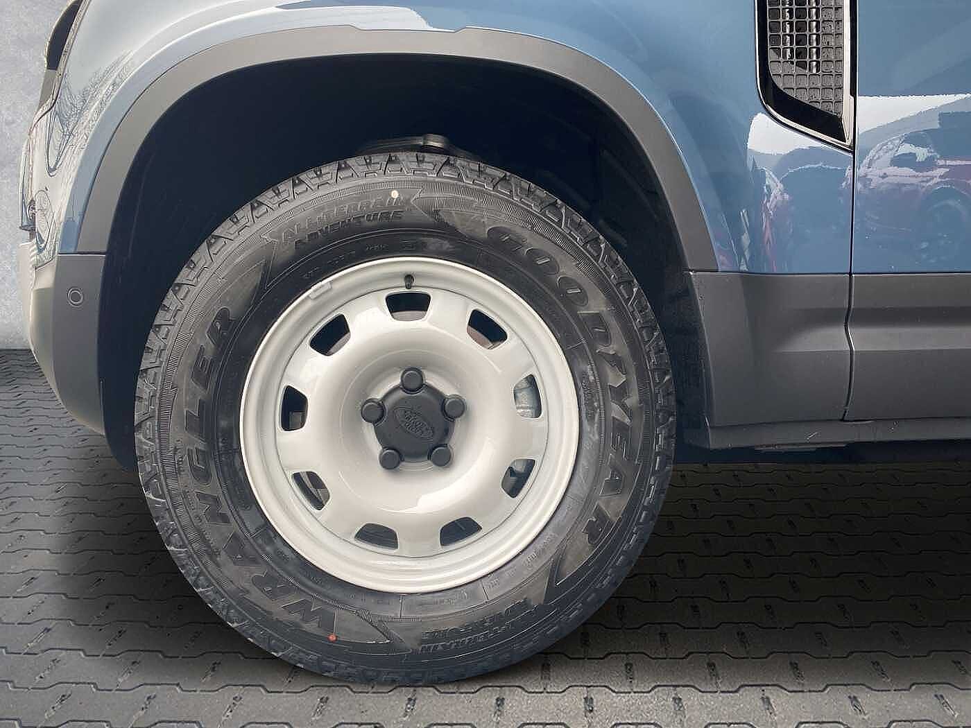 Land Rover Defender 90 SE