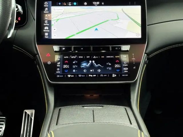 Maserati Grecale Modena Trofeo