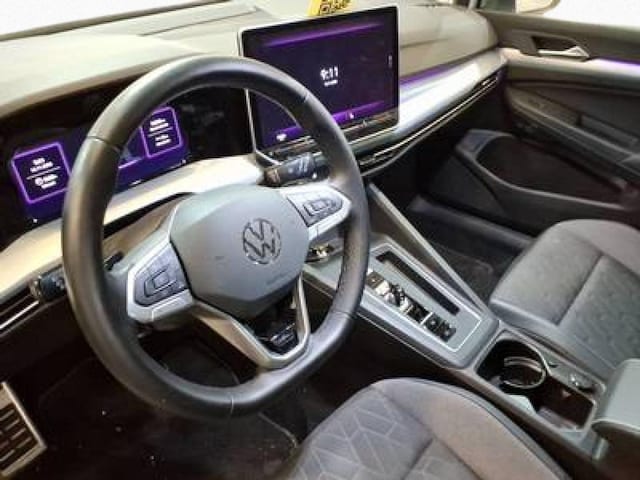 Volkswagen Golf 1.5 eTSI DSG Golf VIII