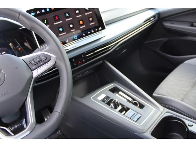 Volkswagen Golf 1.5 TSI DSG