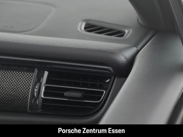 Porsche Macan GTS RS