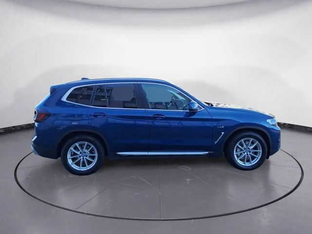 BMW X3 xDrive30e