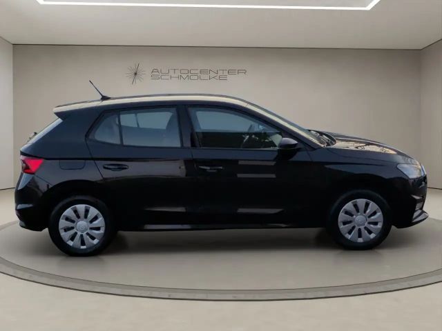 Skoda Fabia Fabia 1.0 MPI Essence *KLIMA*PDC*LED*  Klima/BC