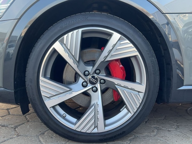 Audi Q8 e-tron 50 Quattro