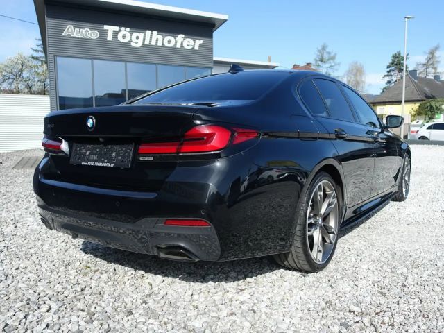BMW 530 530e M-Sport Sedan xDrive