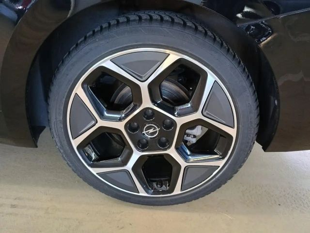 Opel Astra Sports Tourer Ultimate