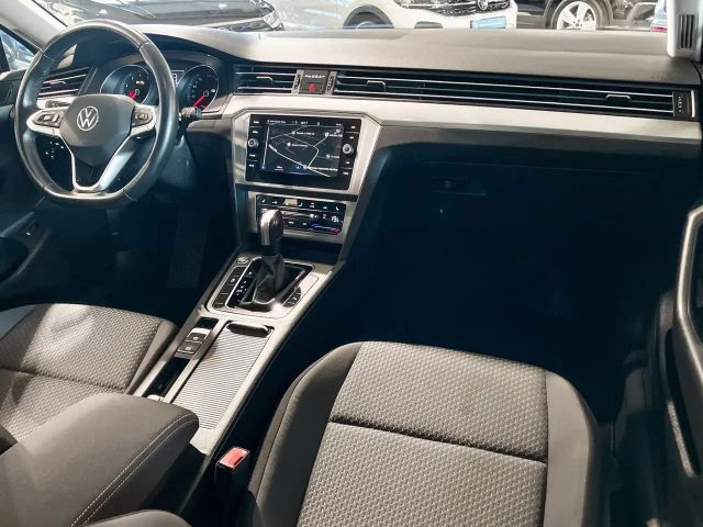 Volkswagen Passat 1.5 TSI DSG Variant
