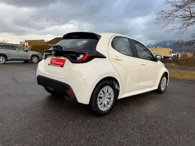 Toyota Yaris Active Hybride VVT-i