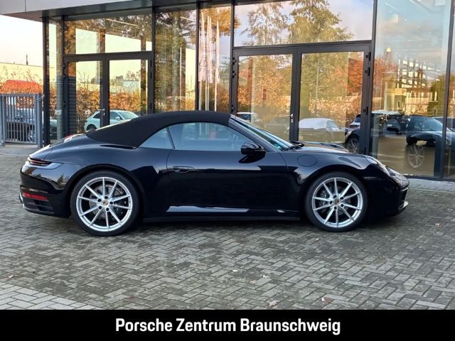 Porsche 992 4 Cabrio Carrera