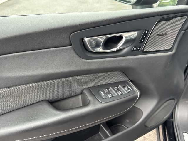 Volvo XC60 XC60 Navi LED Klima Standhzg Einparkhilfe el. Fenster