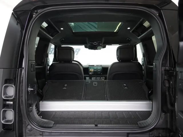 Land Rover Defender V8 Carpathian Edition