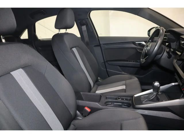 Audi A3 35 TFSI Sedan