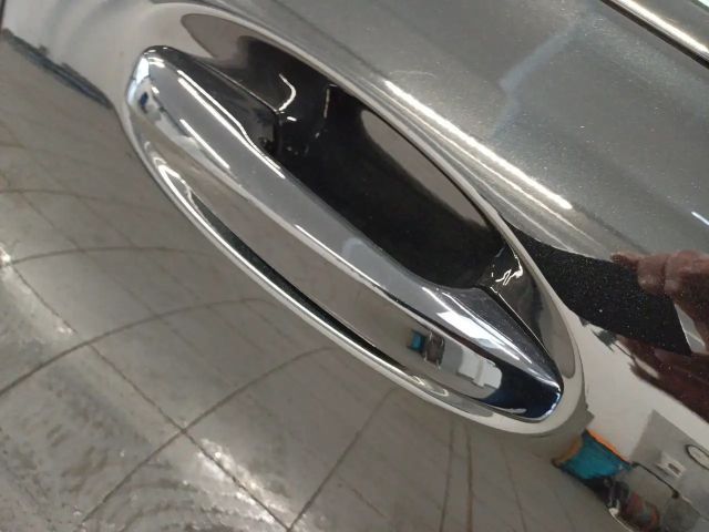 Mercedes-Benz EQB 300 4MATIC AMG Line