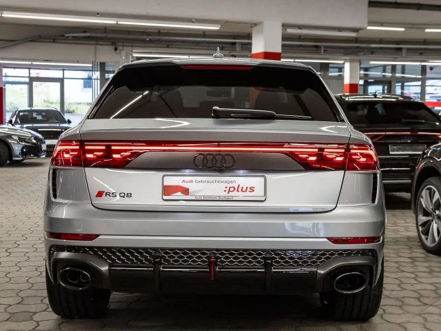 Audi RS Q8 4.0 TFSI Performance Quattro