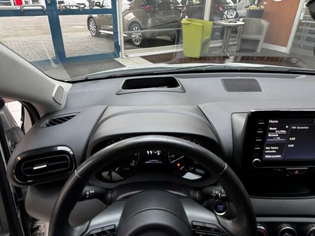 Toyota Yaris Hatchback