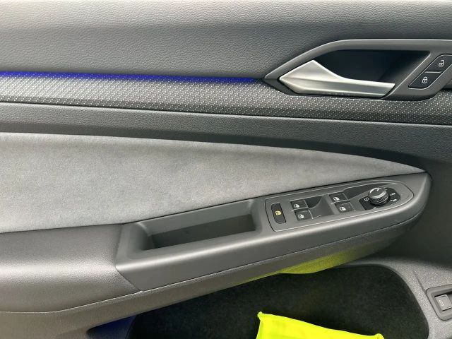 Volkswagen Golf 2.0 TSI IQ.Drive Variant