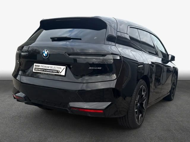BMW iX xDrive40