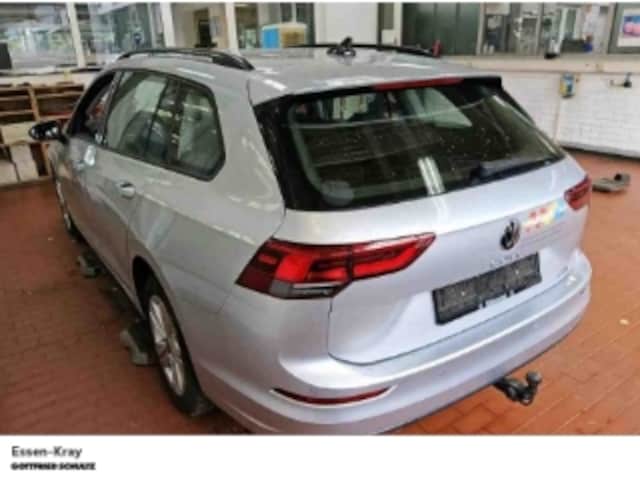 Volkswagen Golf 1.5 eTSI DSG Life Variant