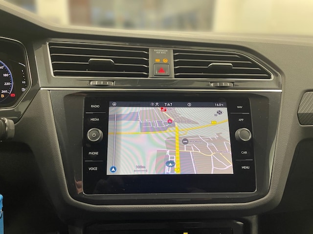 Volkswagen Tiguan IQ.Drive R-Line Style