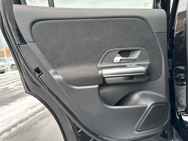 Mercedes-Benz GLA 200 4MATIC GLA 200 d