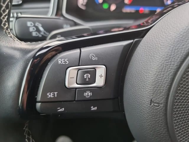 Volkswagen T-Roc 2.0 TSI DSG