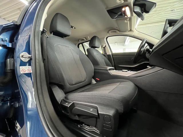 BMW 318 318d Touring