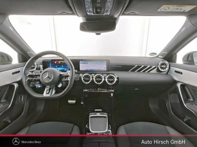 Mercedes-Benz A 35 AMG 4MATIC AMG Line