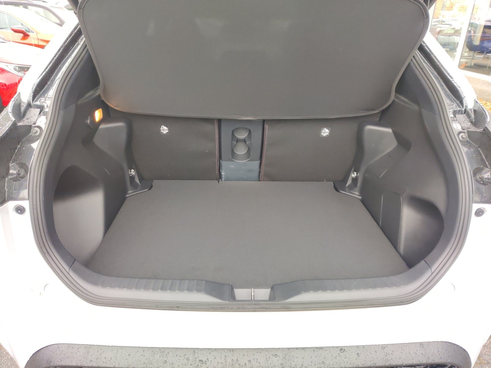 Toyota Yaris Cross 5-deurs Bi-Tone GR