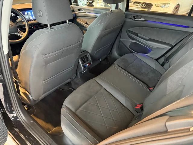 Volkswagen Golf 1.5 eTSI Style Variant