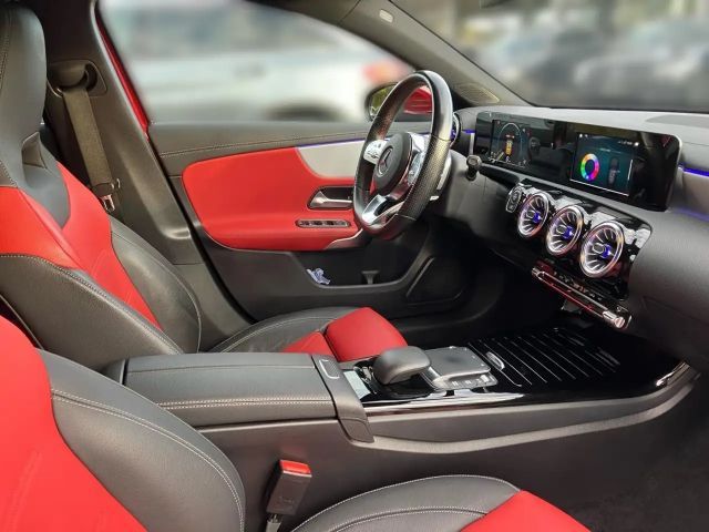 Mercedes-Benz A 200 AMG Line Hatchback