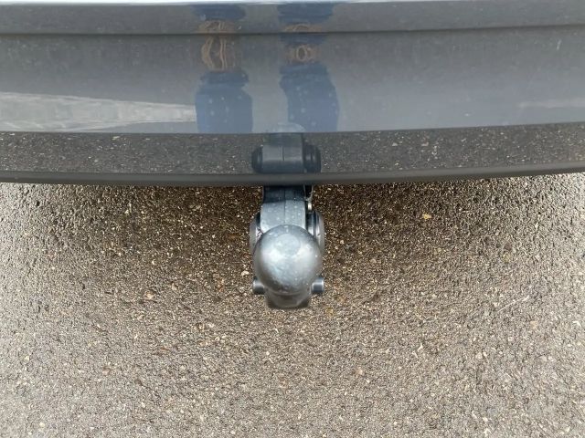 Volkswagen Golf Business DSG Variant