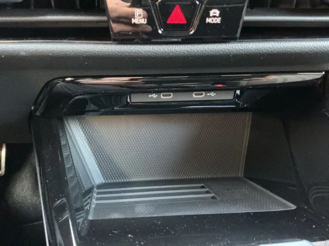 Volkswagen Golf DSG Sport