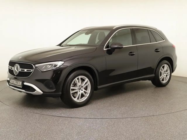Mercedes-Benz GLC 200 4MATIC AVANTGARDE