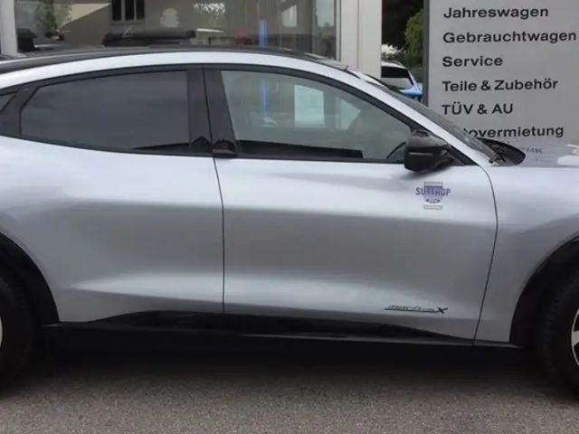 Ford Mustang Mach-E AWD